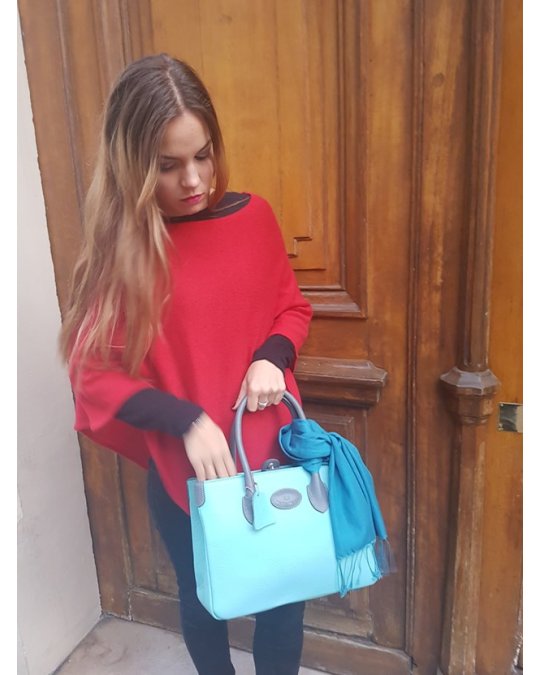 Kaschmirponcho in Rot