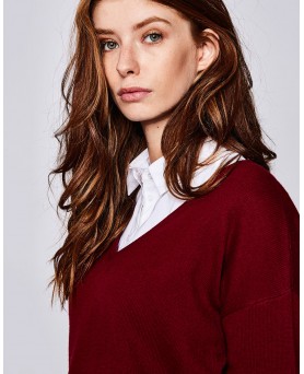 Bordeaux V-neck cashmere sweater for women