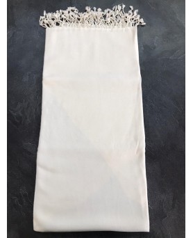 witte kasjmier en zijden pashmina