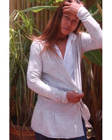 Frill Cashmere Cardigan in Hellgrau
