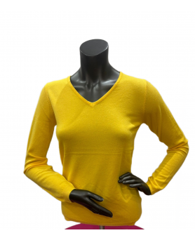 V-hals trui van wol en bamboe in saffraangeel